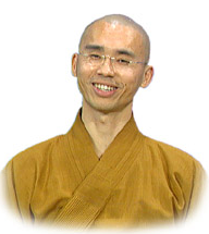 طʦ