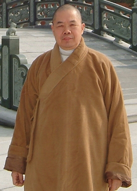 ʦ