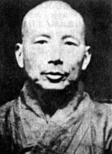 ʦ