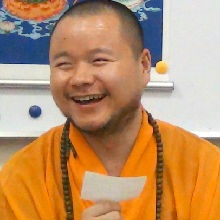 ʦ