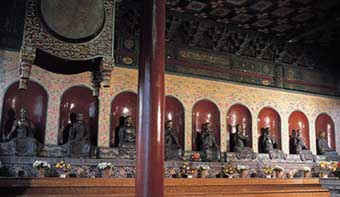 �����۱��������๩�ڷ����ڵľ����޺�